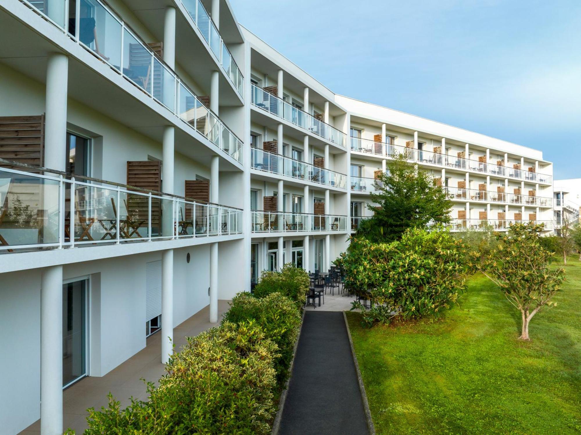 Westotel Life Nantes 꺄르끄푸 외부 사진